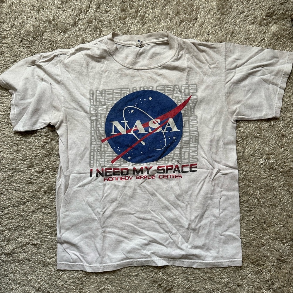 Vintage NASA I need my space t shirt